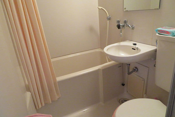 バス・トイレ付