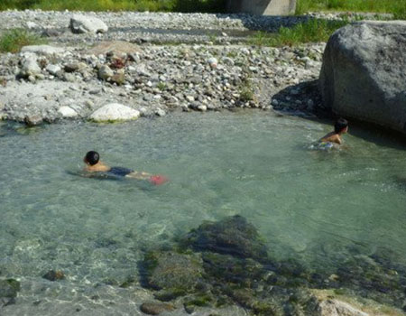 川遊びができる貸別荘コテージを見つけたよ