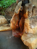 露天・源泉の掛け流し部分