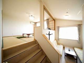 猪苗代湖一望でグループやファミリーに人気の和洋室